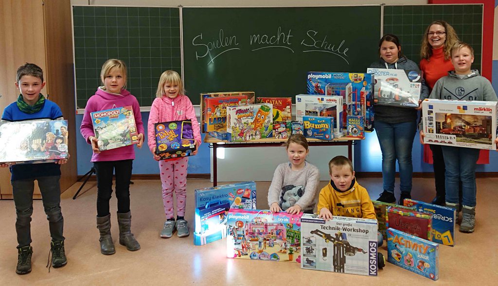 Förderverein der Grundschule Knüllwald-Rengshausen, Spielen macht Schule